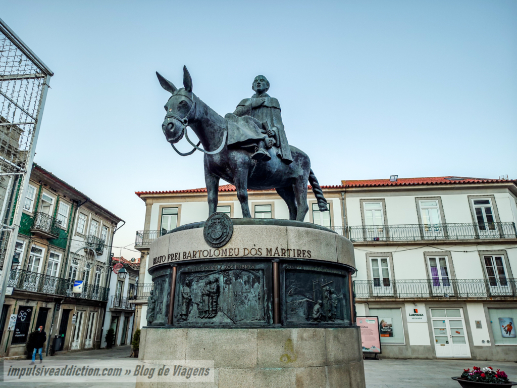 Monument to Blessed Friar Bartolomeu dos Mártires