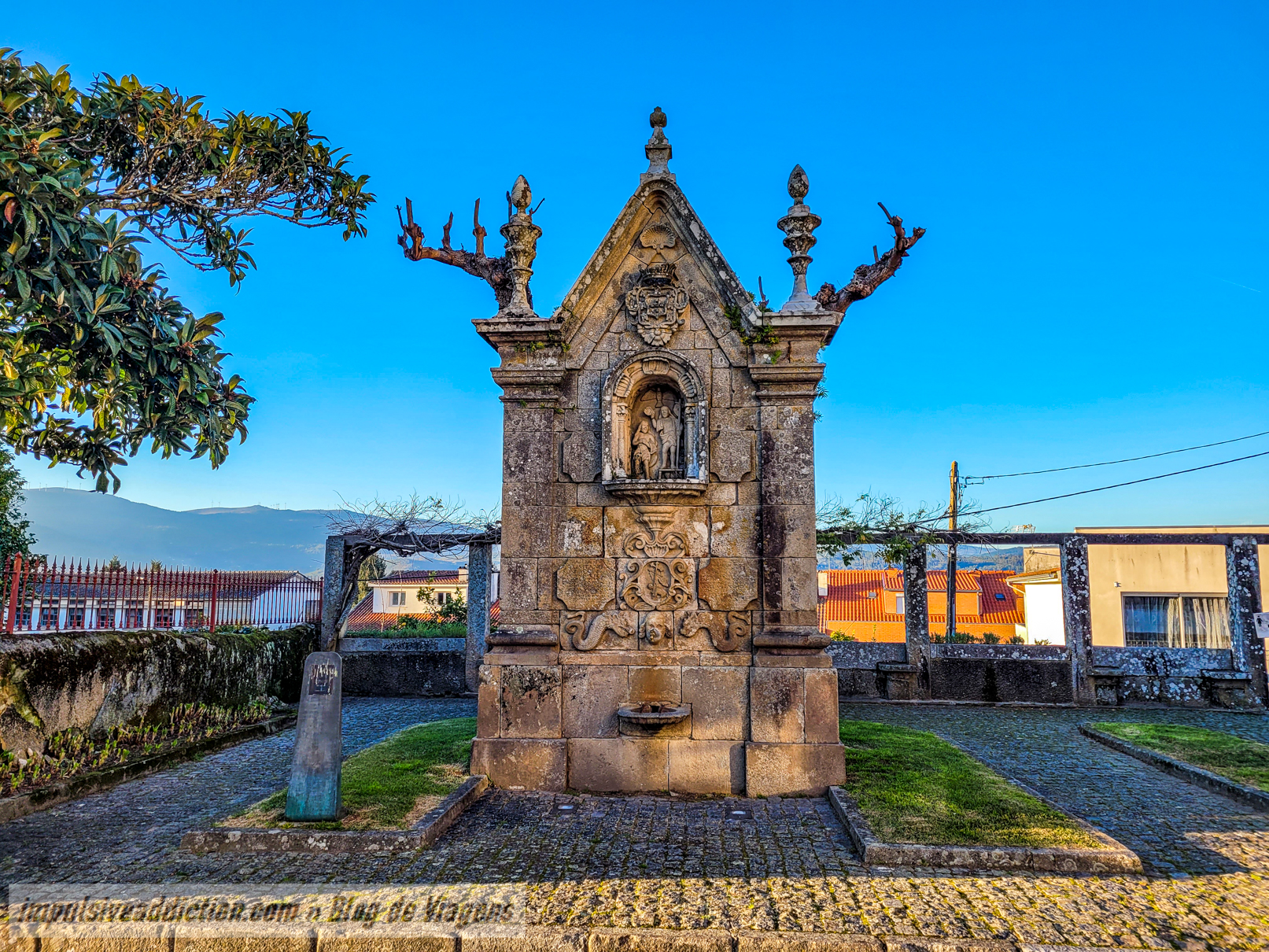 Fonte de São João na Praça da República de Melgaço
