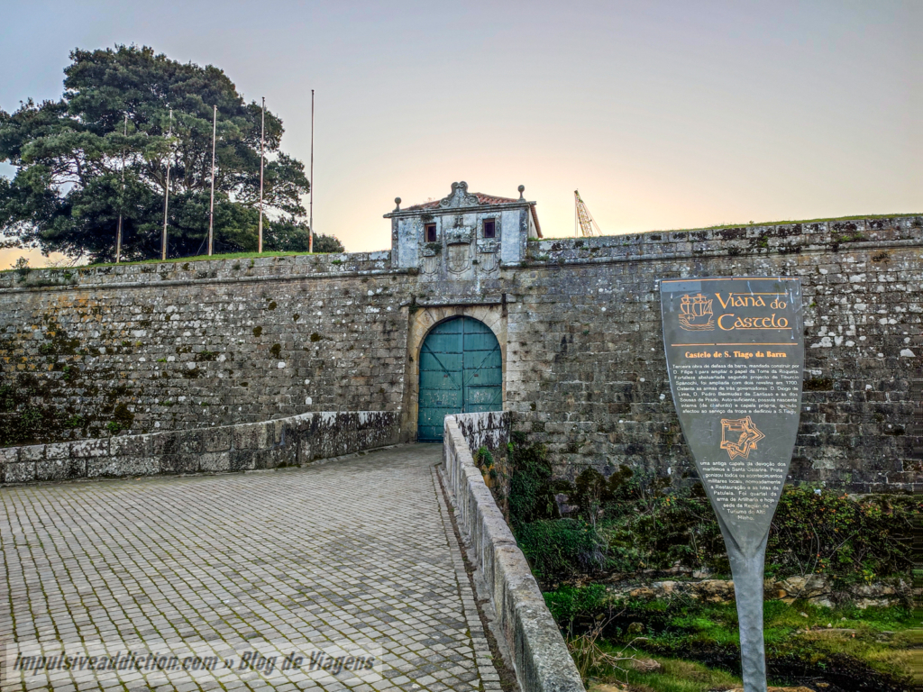 Entrada do Forte de Santiago da Barra