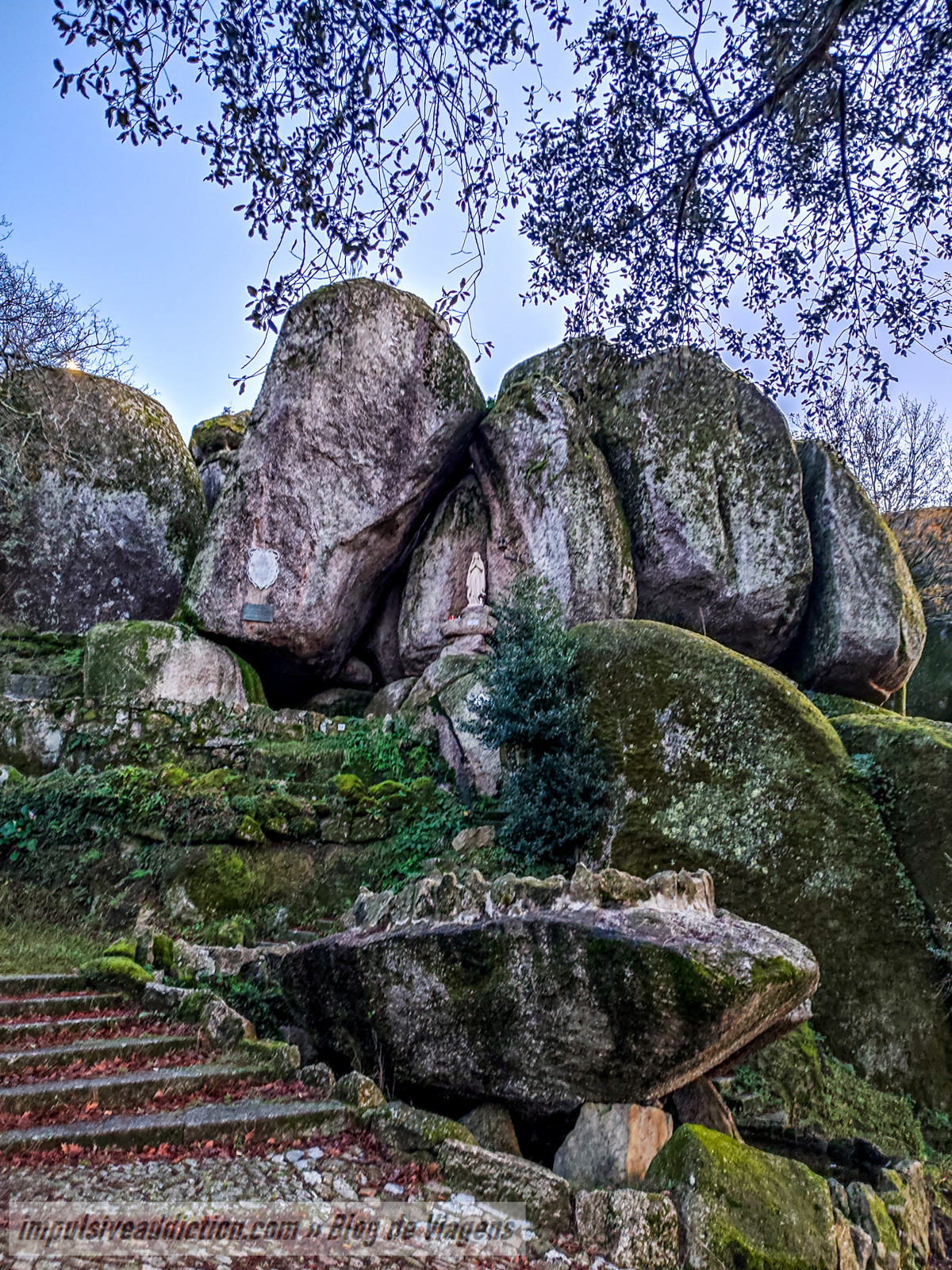 Gruta de Nossa Senhora de Lurdes