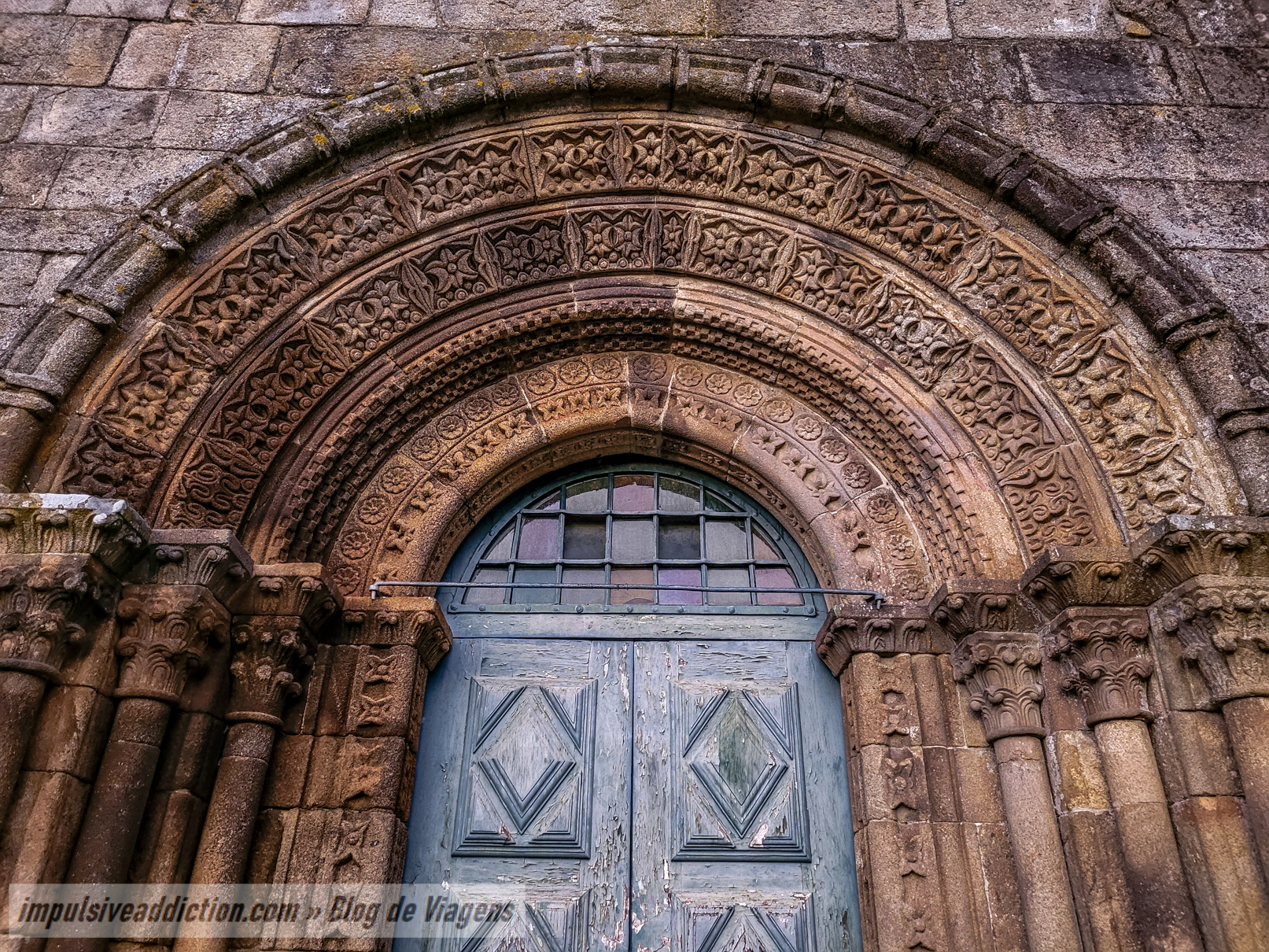 Igreja Românica de Paderne