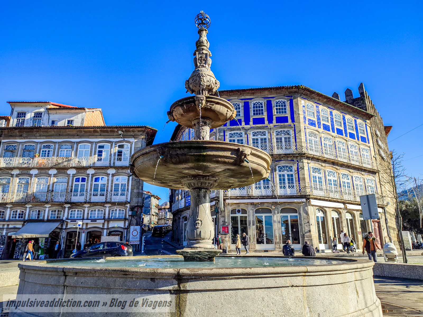 Fountain at Toural Square | Guimarães