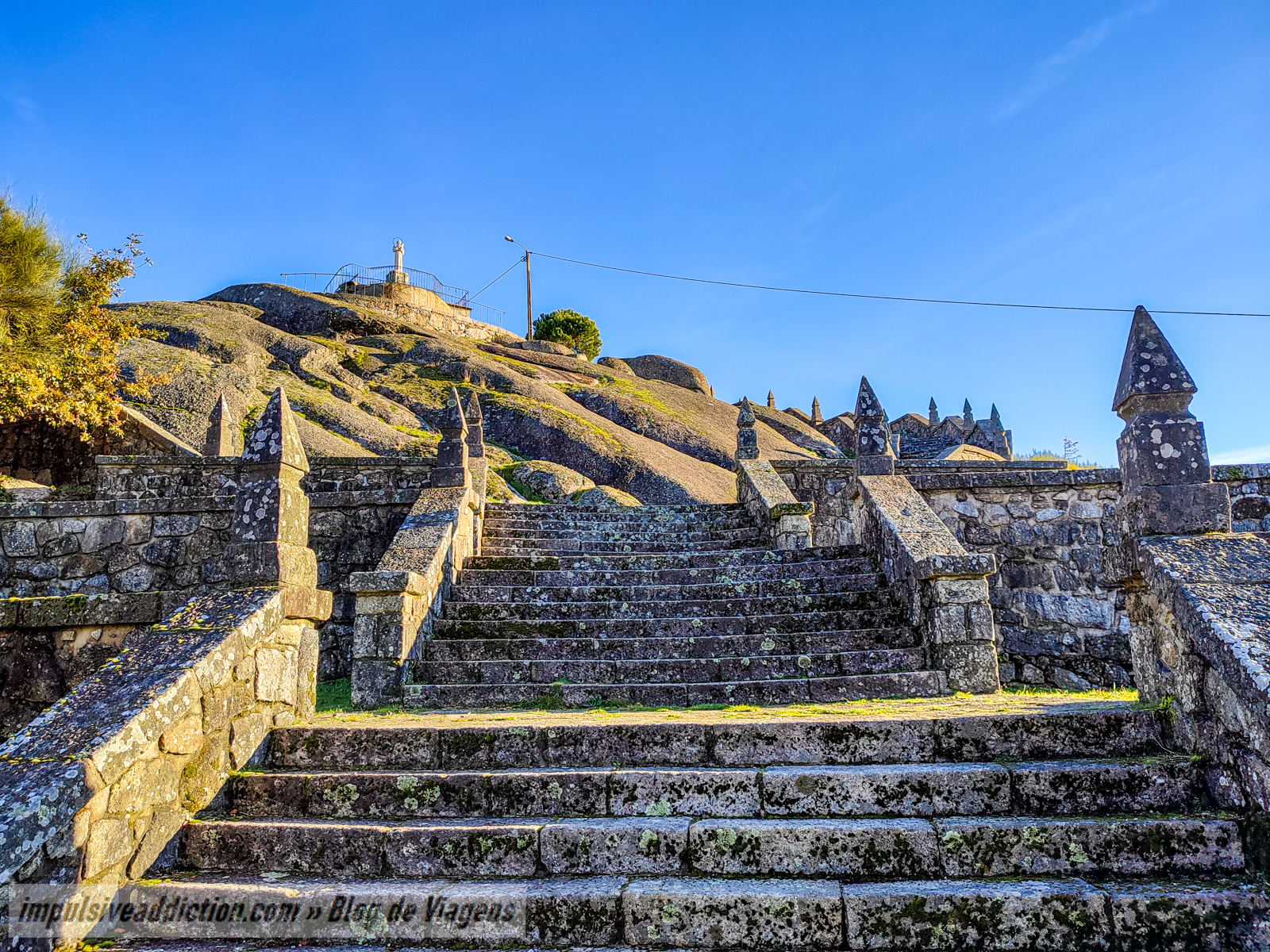 Subida ao Miradouro de Mixões da Serra