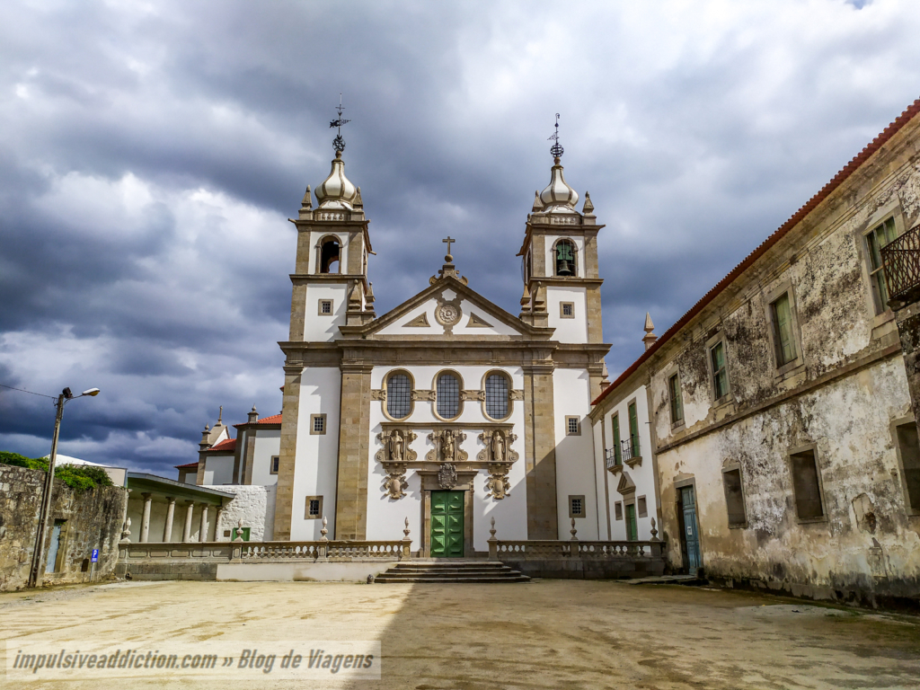 Mosteiro de Santo André de Rendufe