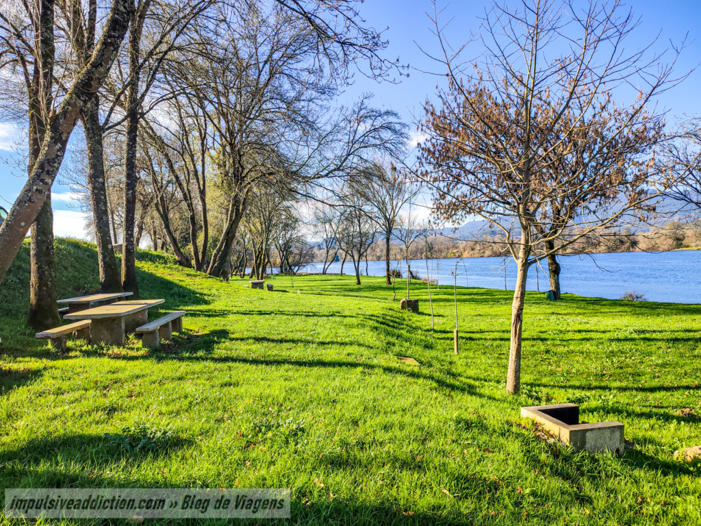 Frades Fishing Pier and picnic area