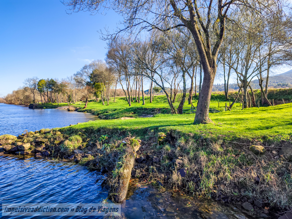 Frades Fishing Pier and picnic area
