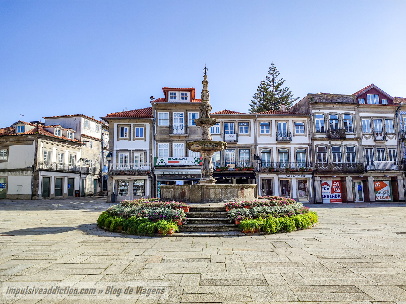 Fountain at Republic Square (Viana do Castelo)