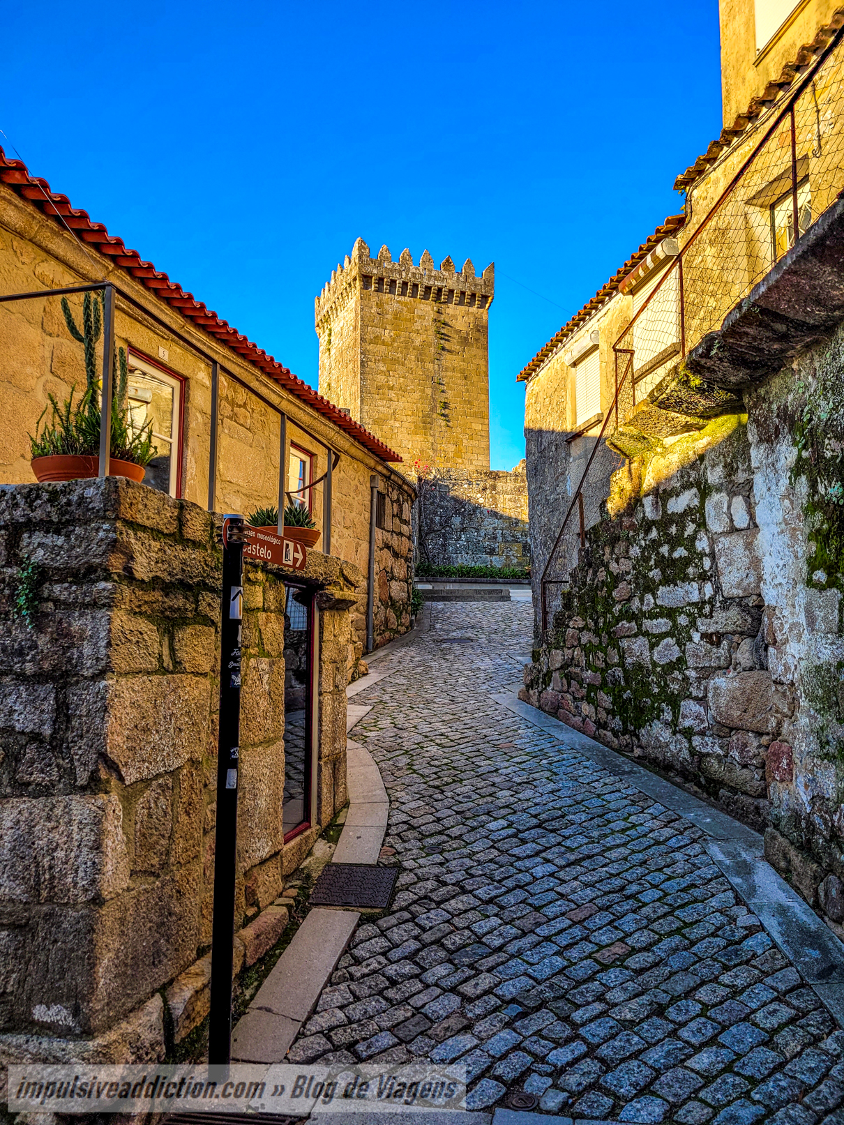 Rua do Castelo ao visitar Melgaço