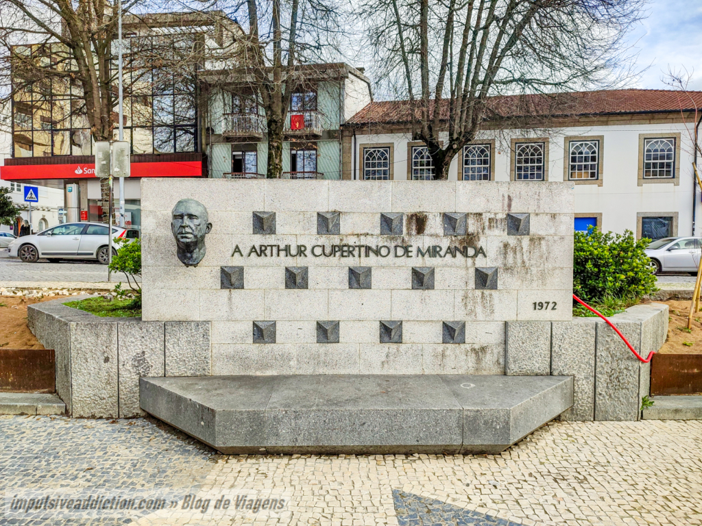 Praça Dona Maria II e Praceta Cupertina Miranda