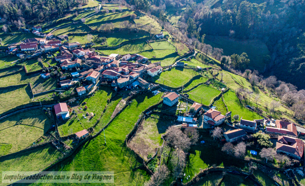 Aldeia de Espindo ao visitar a Serra da Cabreira