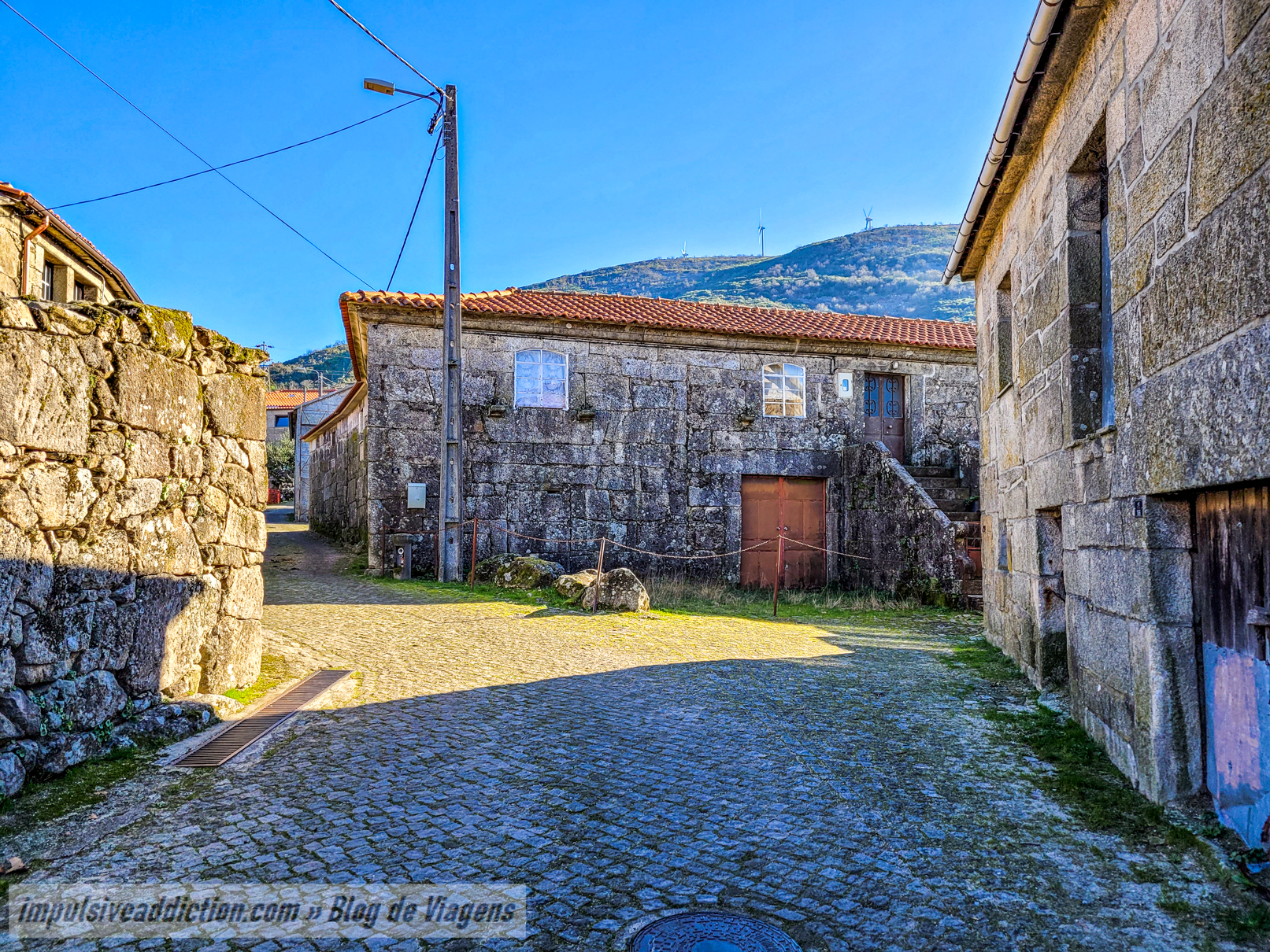 Aldeia de Espindo ao visitar a Serra da Cabreira