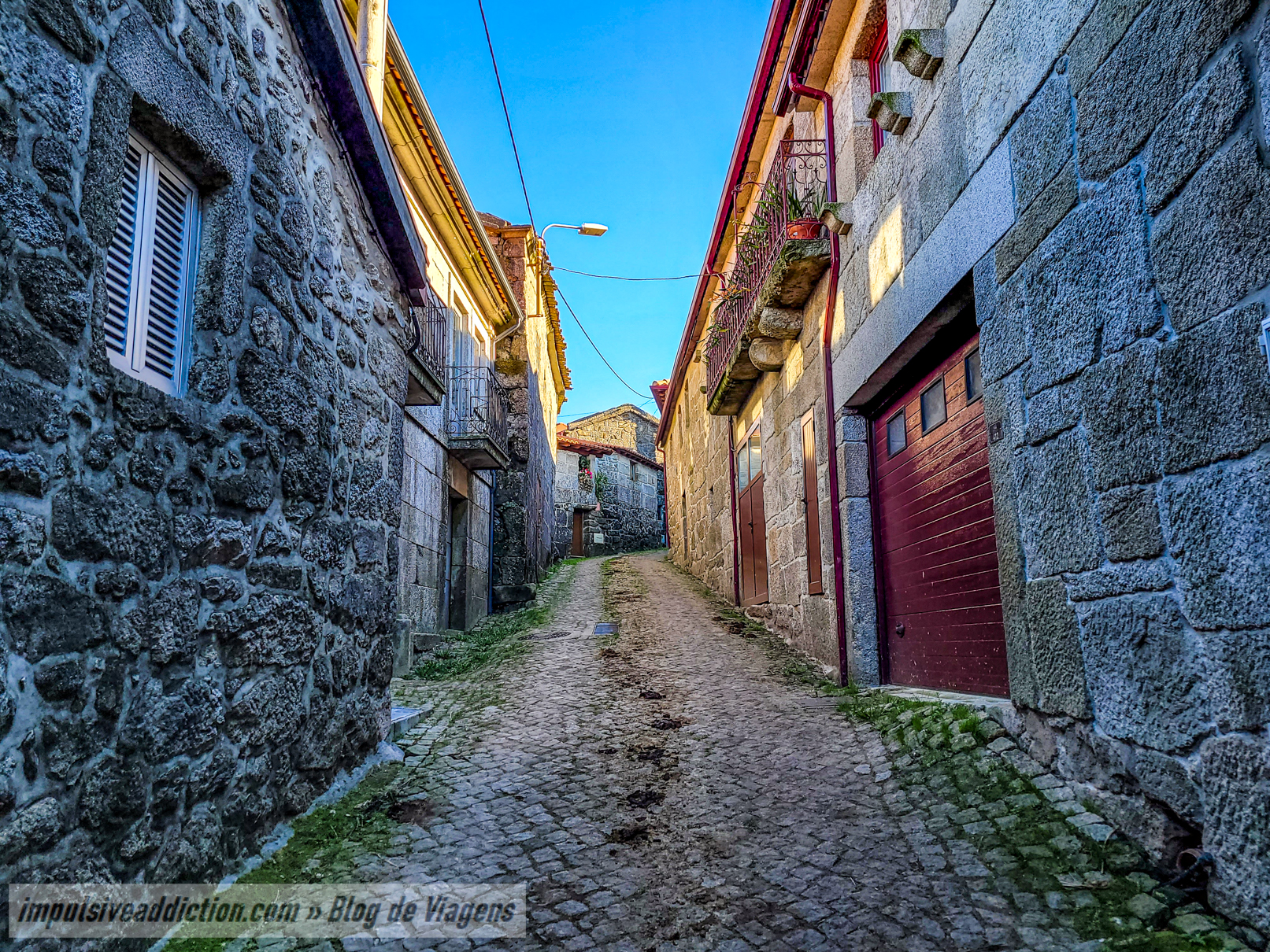 Aldeia de Espindo ao visitar a Serra da Cabreira