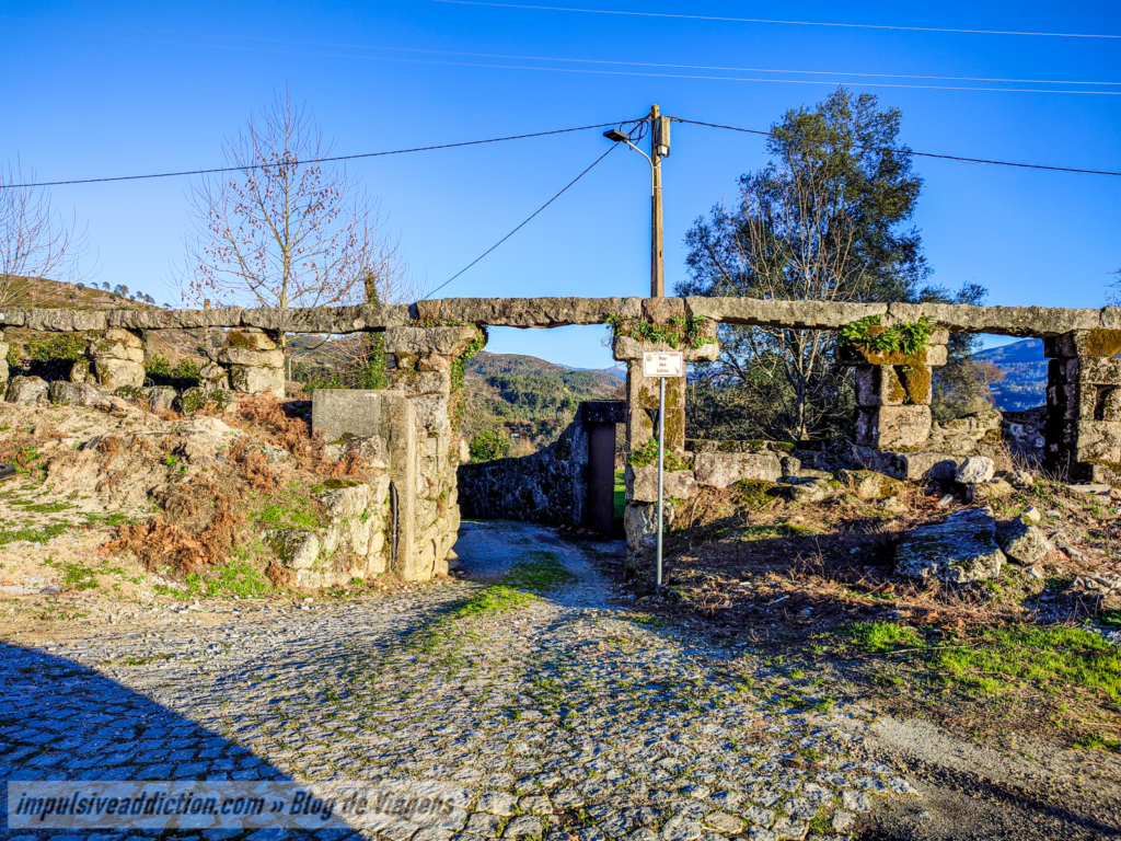 Aqueduto de Caleiros