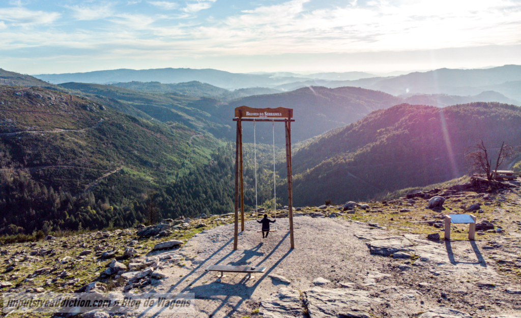 Baloiço da Serradela ao visitar a Serra da Cabreira