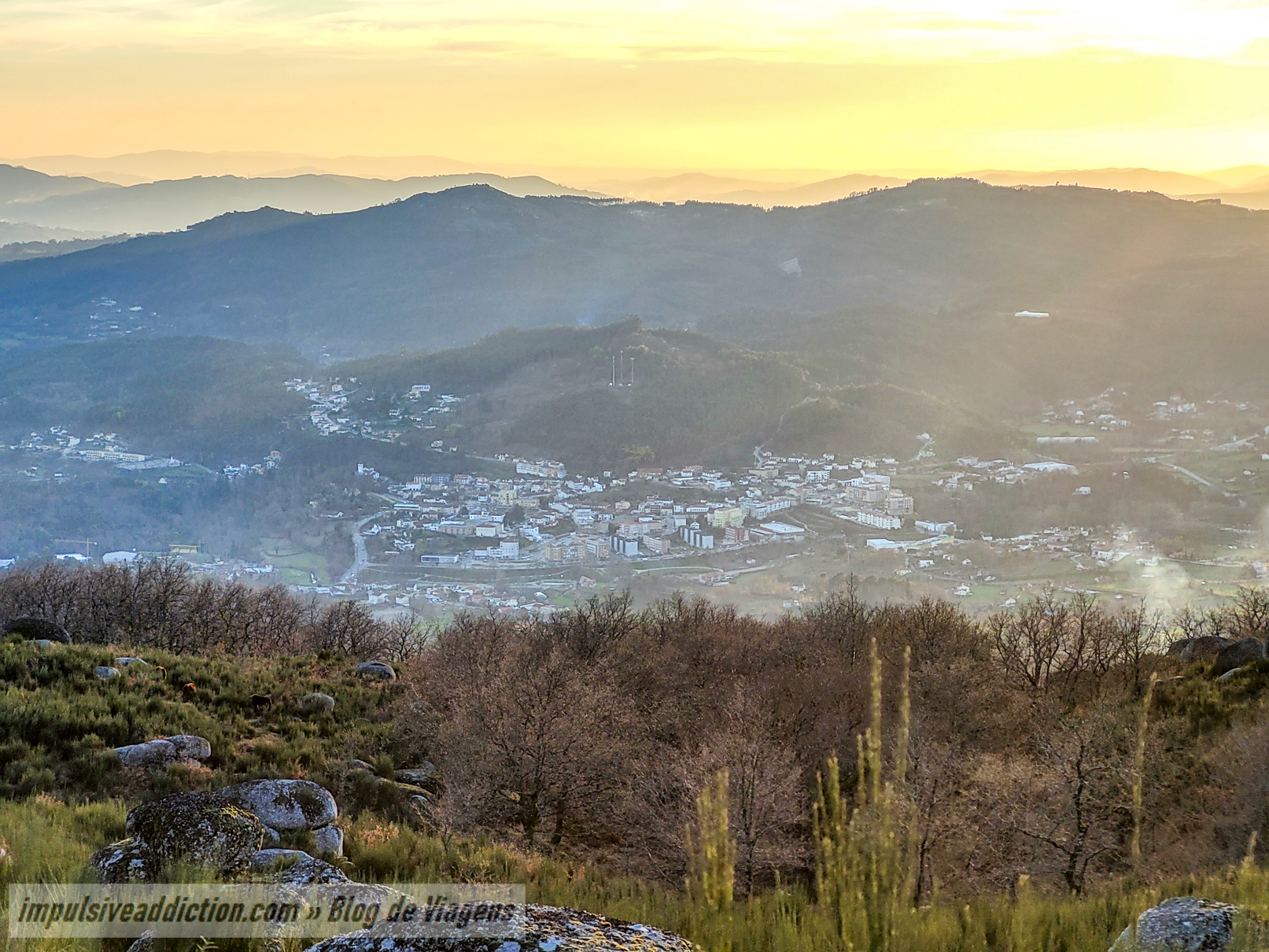 Miradouro do Baloiço de Cantelães (Serra da Cabreira)