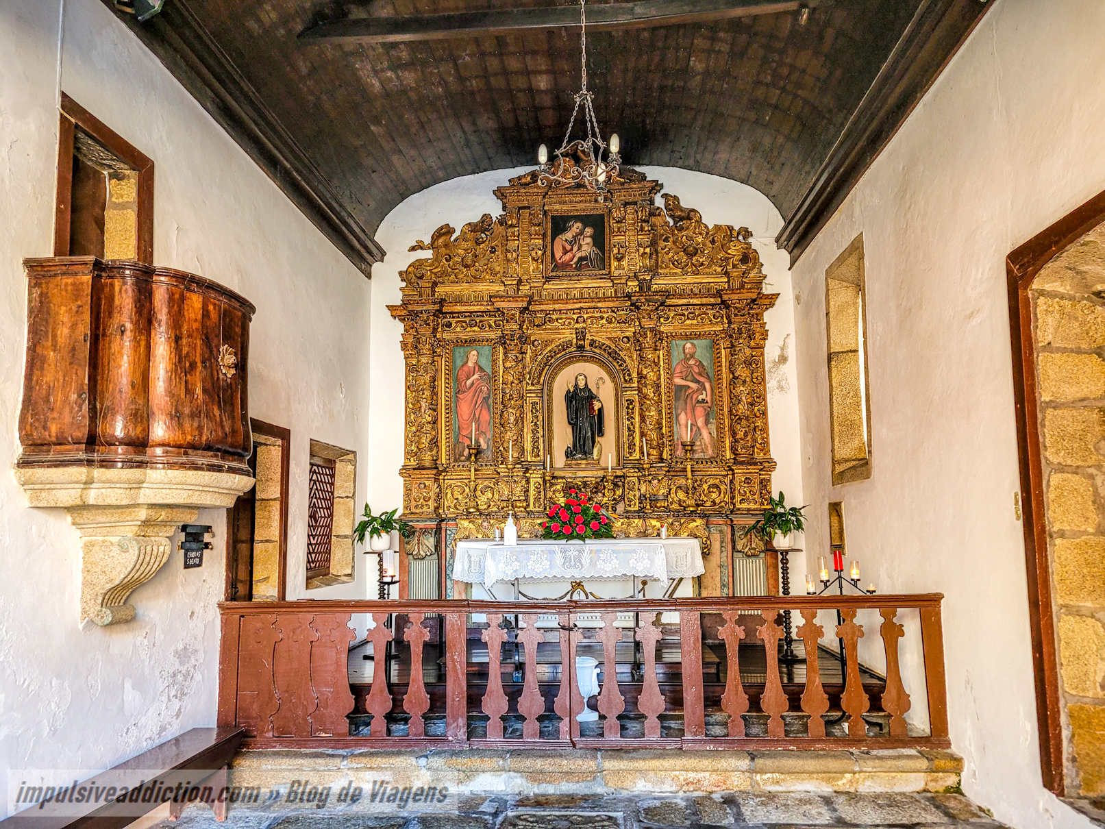 Interior da Capela de São Bento