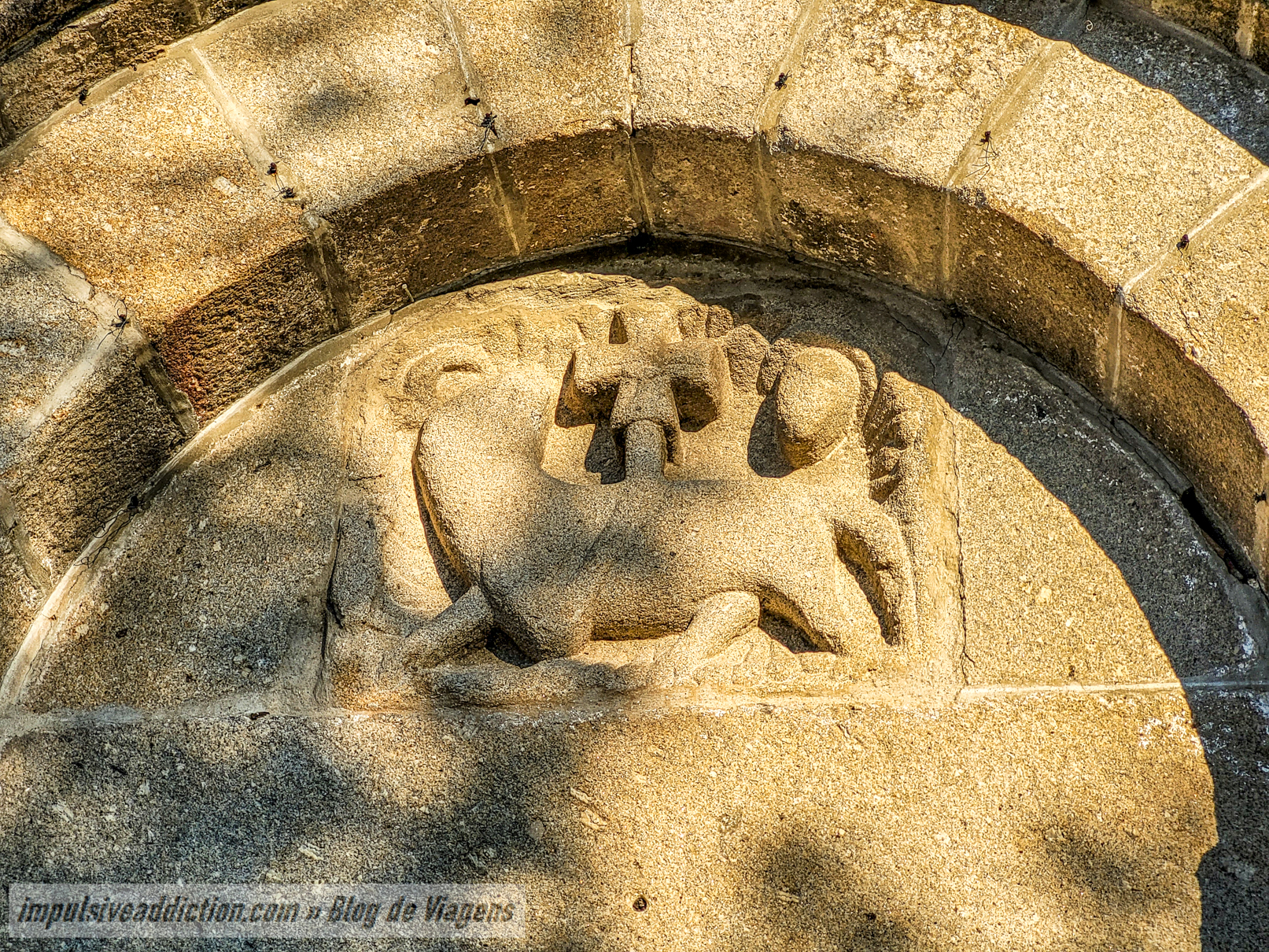 Tímpano da Igreja Românica de Arões