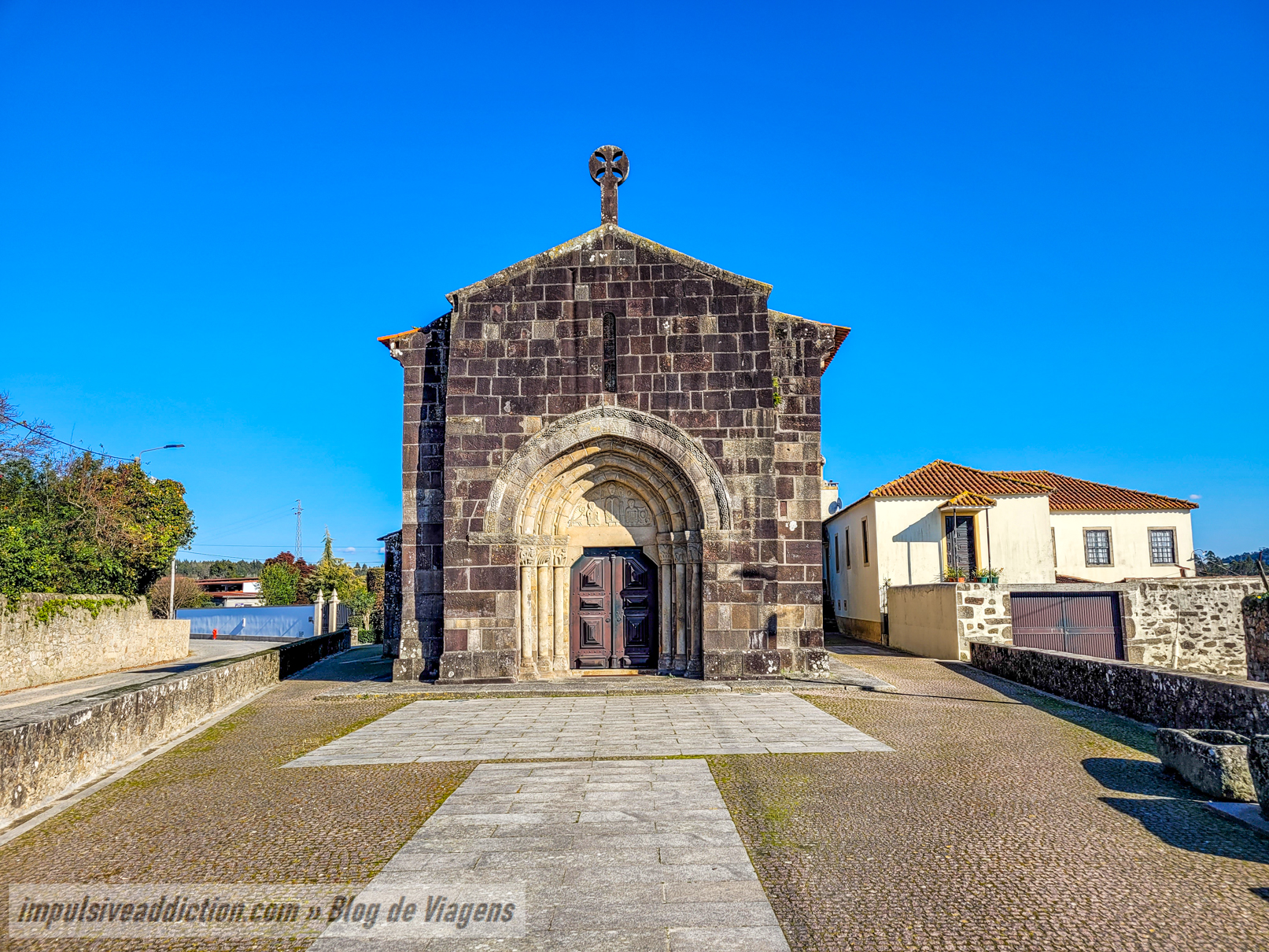 Igreja de São Cristóvão de Rio Mau