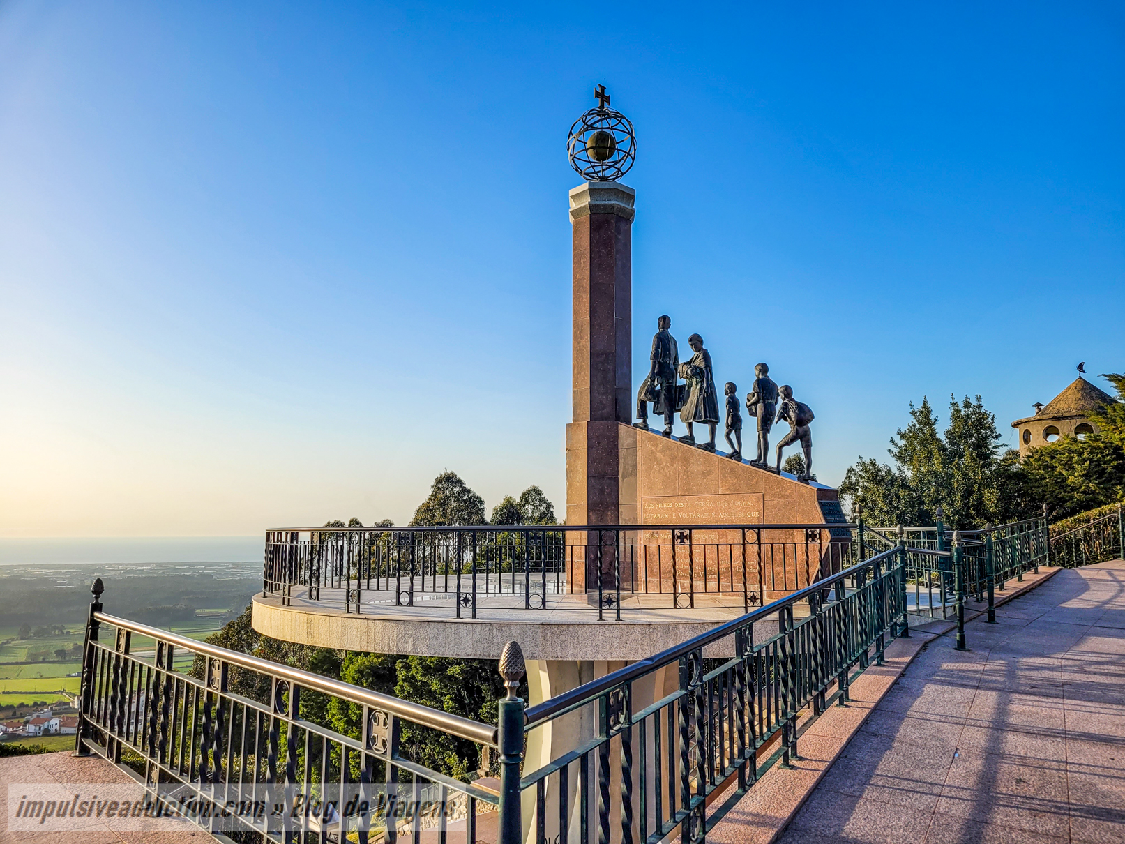 Monumento ao Emigrante no Monte de São Félix