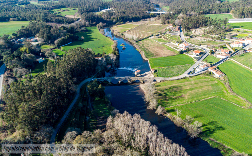 Ponte D. Zimeiro sobre o rio Ave