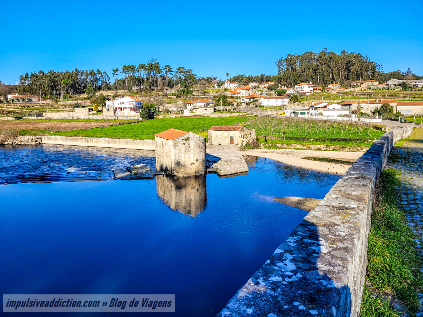 Ponte de D. Zimeiro sobre o rio Ave