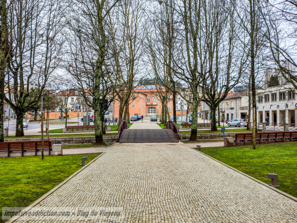 Praça Armando Rodrigues ao visitar Póvoa de Lanhoso