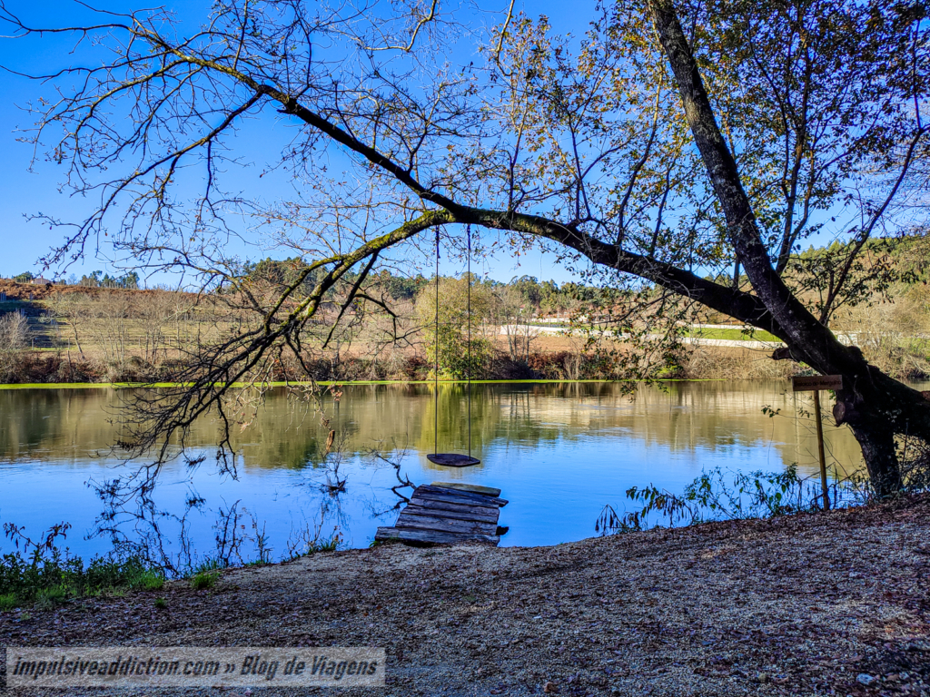Baloiços de Mergulho da Praia Fluvial de Monsul