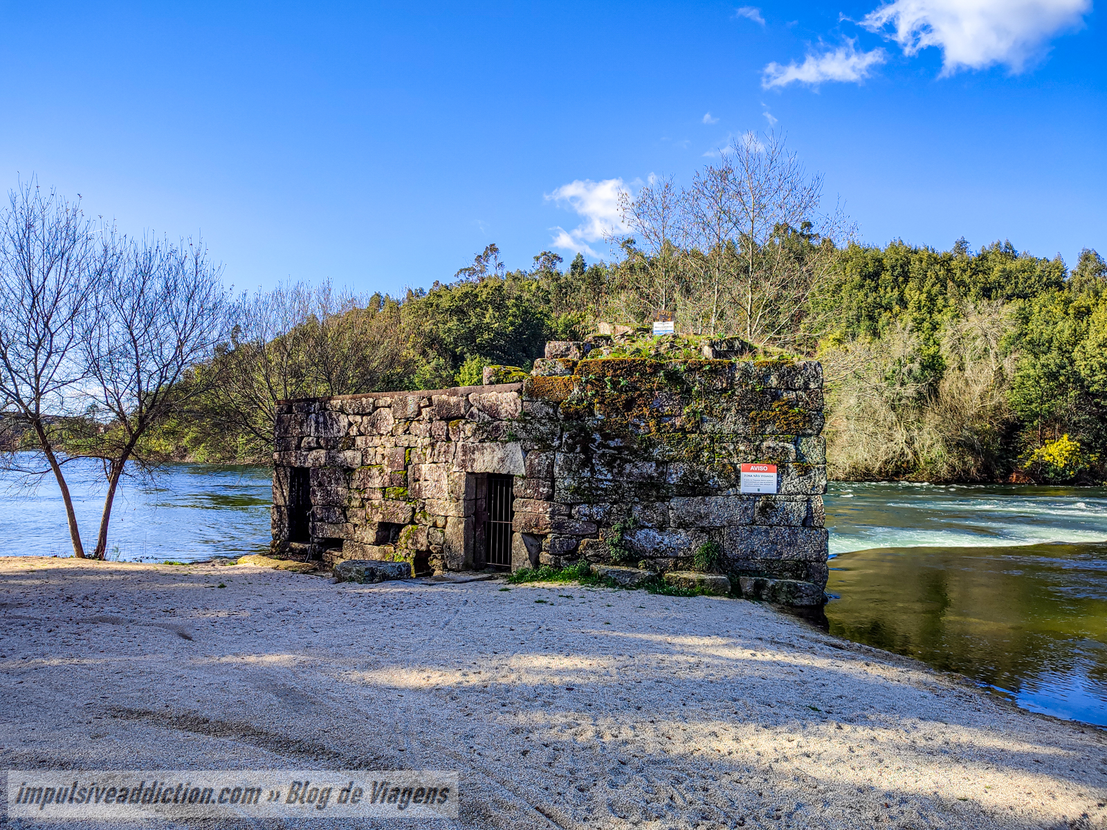 Praia Fluvial de Pousadela, ou de Monsul (Póvoa de Lanhoso)