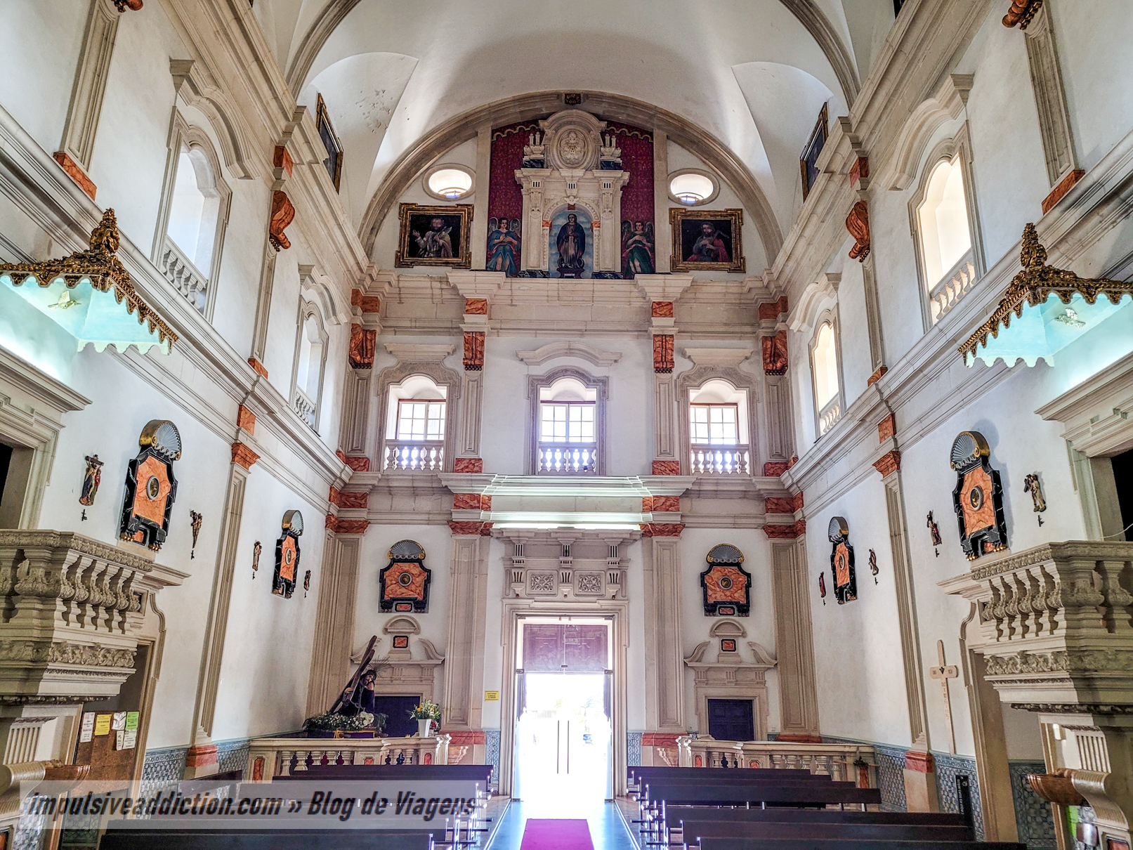 Interior da Igreja dos Milagres