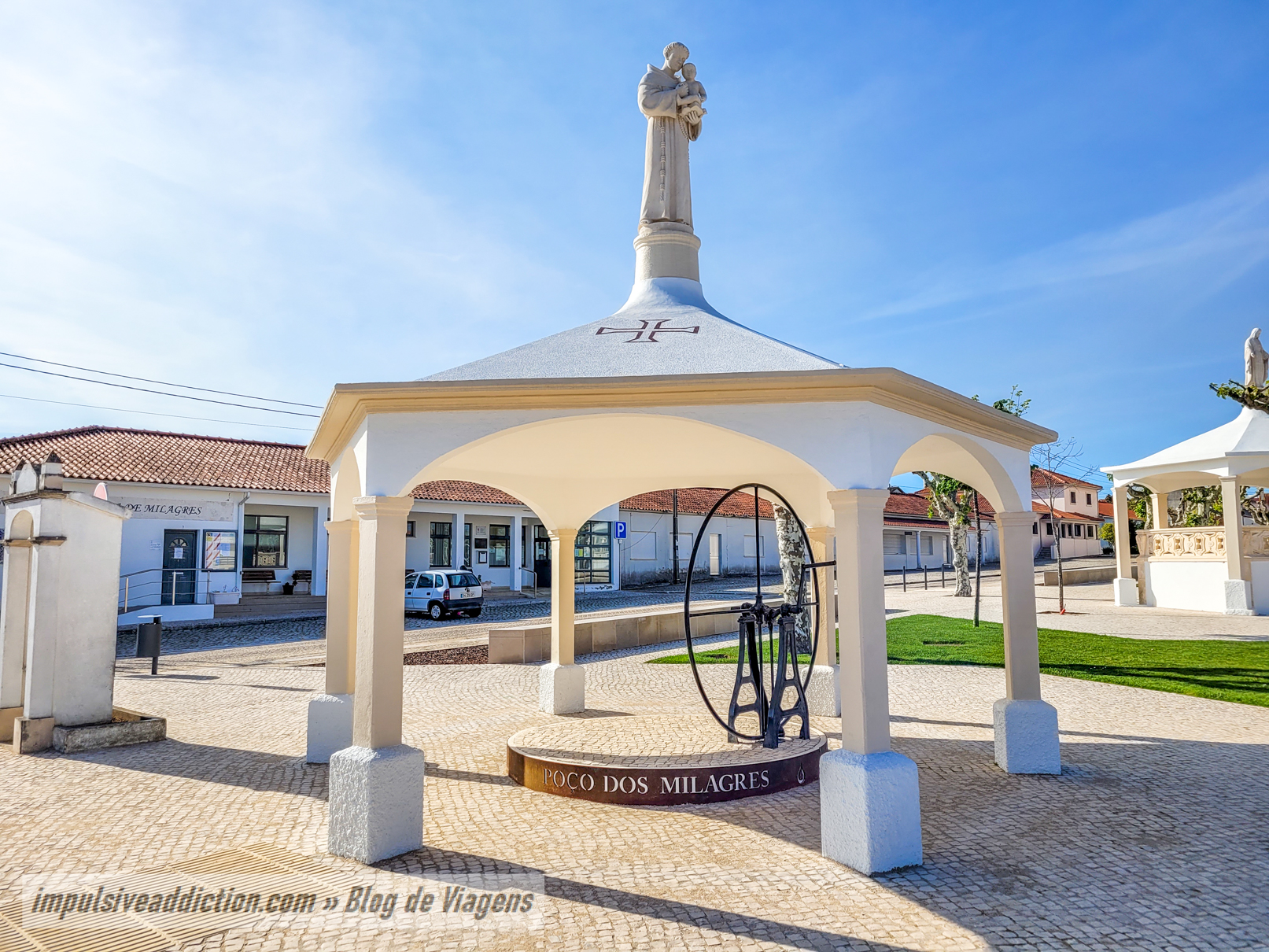 Pormenores do Adro do Santuário dos Milagres