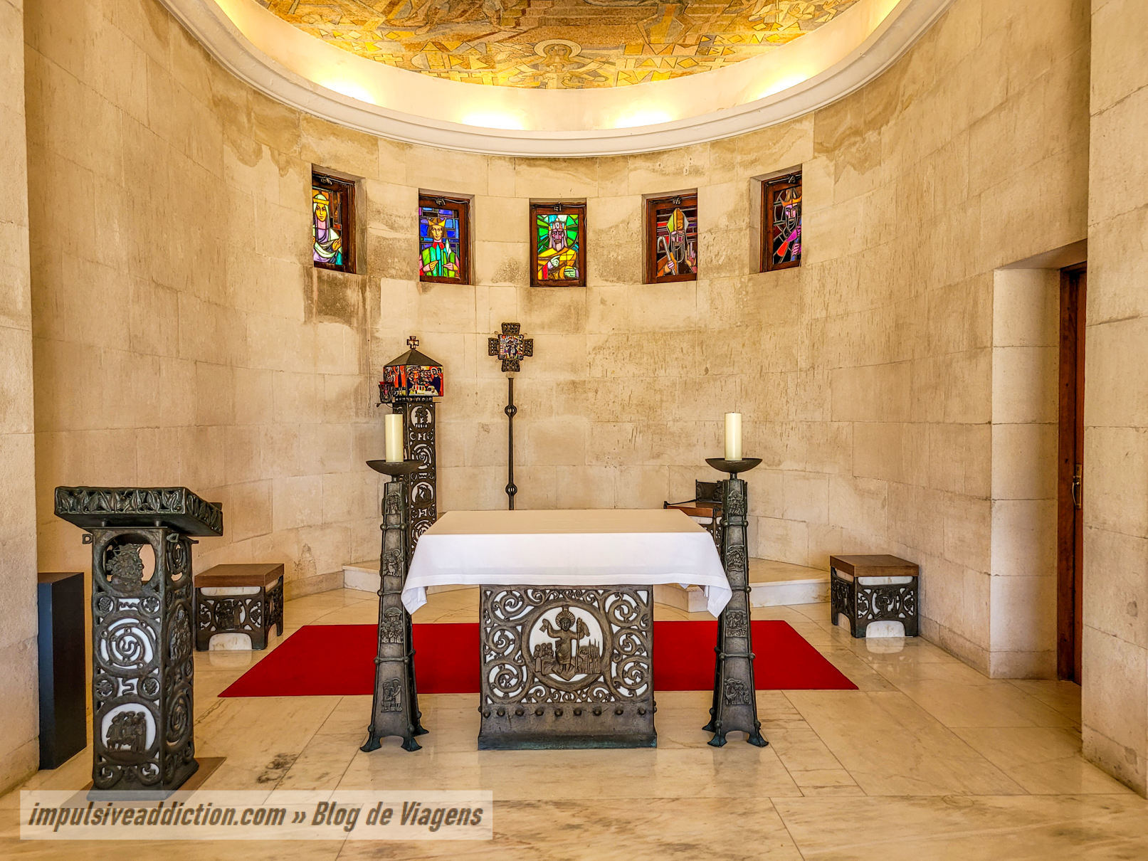 Interior do Calvário Húngaro
