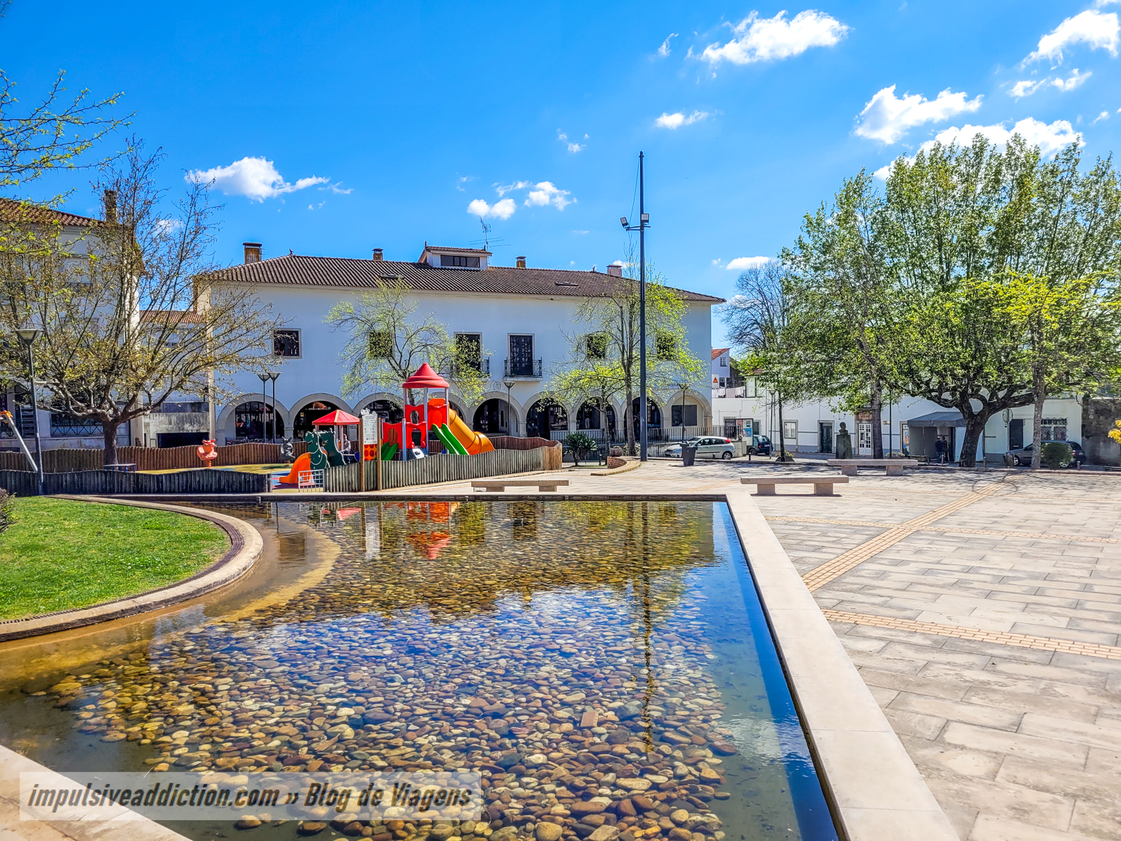 Praça Costa Rêgo e Jardim de Avelar
