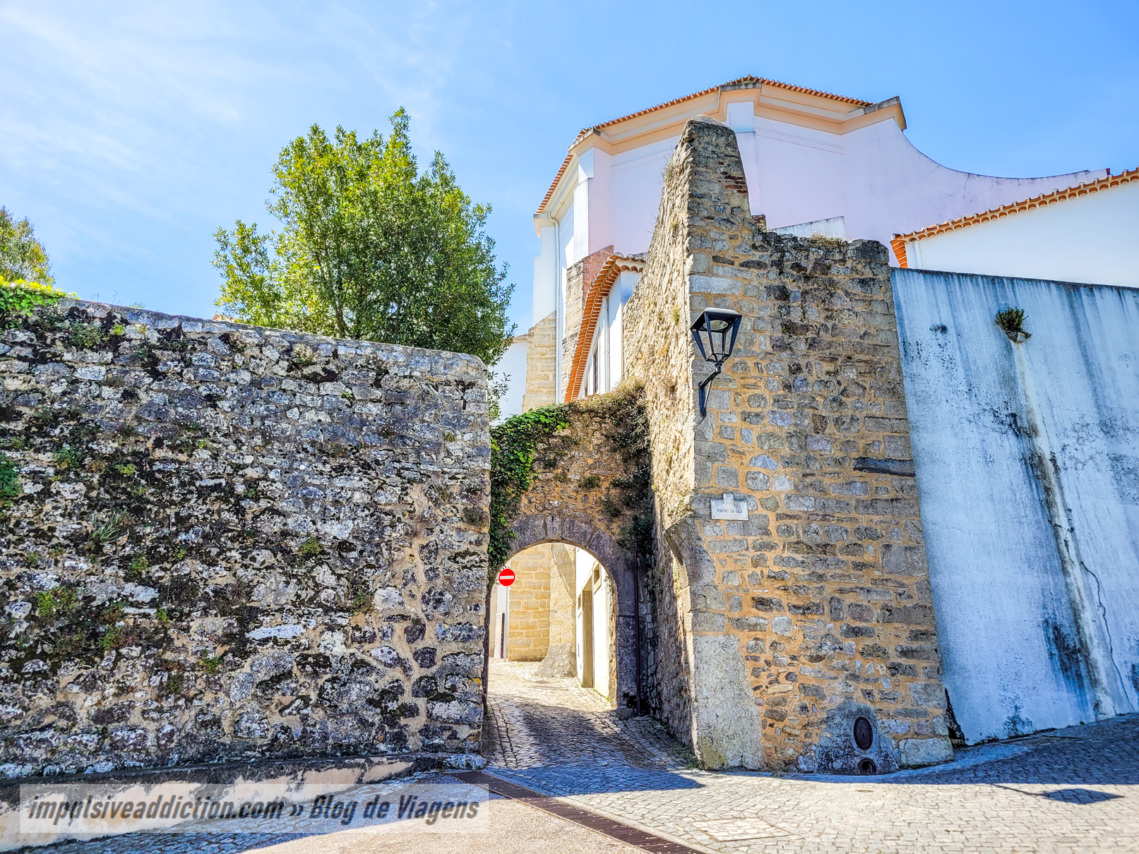 Porta da Vila Medieval de Ourém