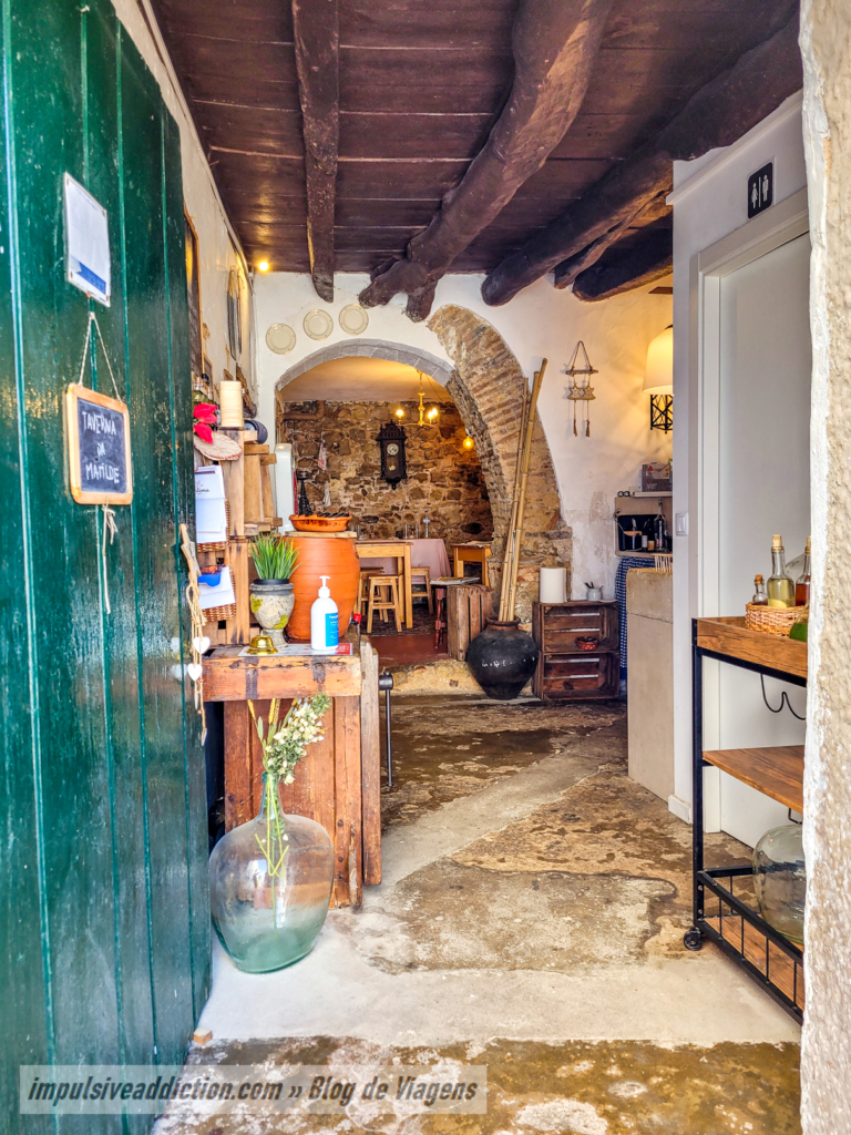 Taverna da Matilde, na vila medieval