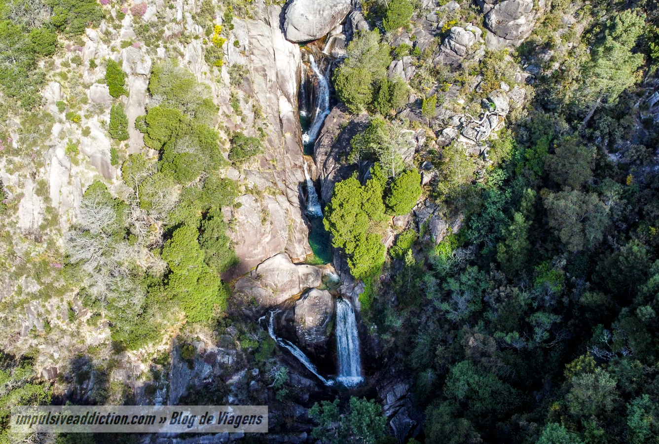 Imagem aérea da Cascata do Arado