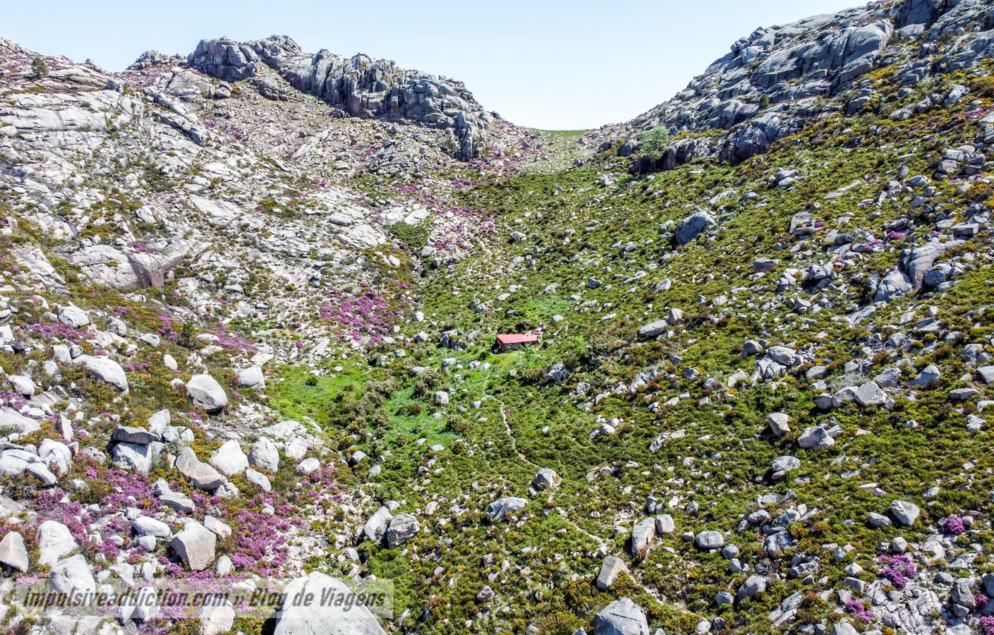Curral da Arrocela, no topo do Vale do Rio Arado