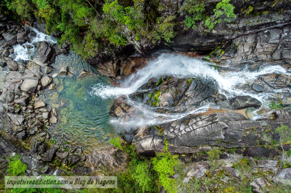 Visitar a Cascata da Rajada
