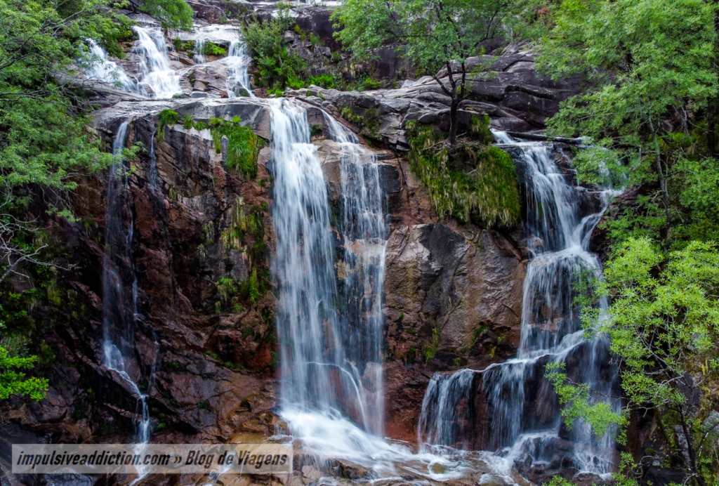 Cascata de Fecha de Barjas ou Tahiti