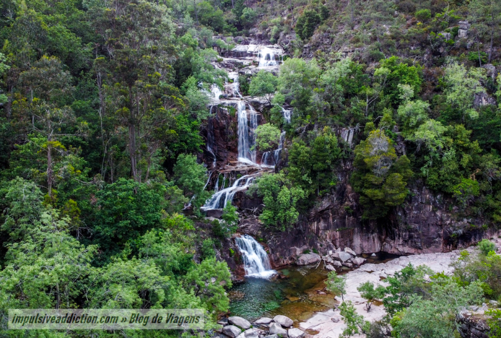 Tahiti waterfall for a day trip from Porto