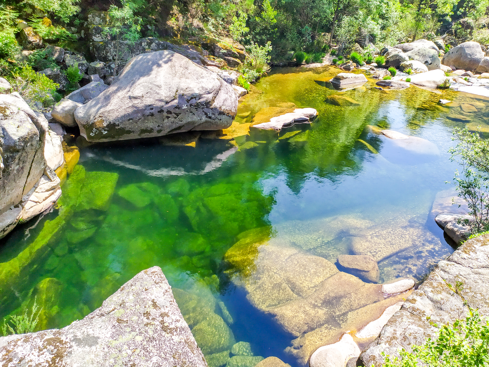 Lagoa dos Druidas, no rio da Peneda