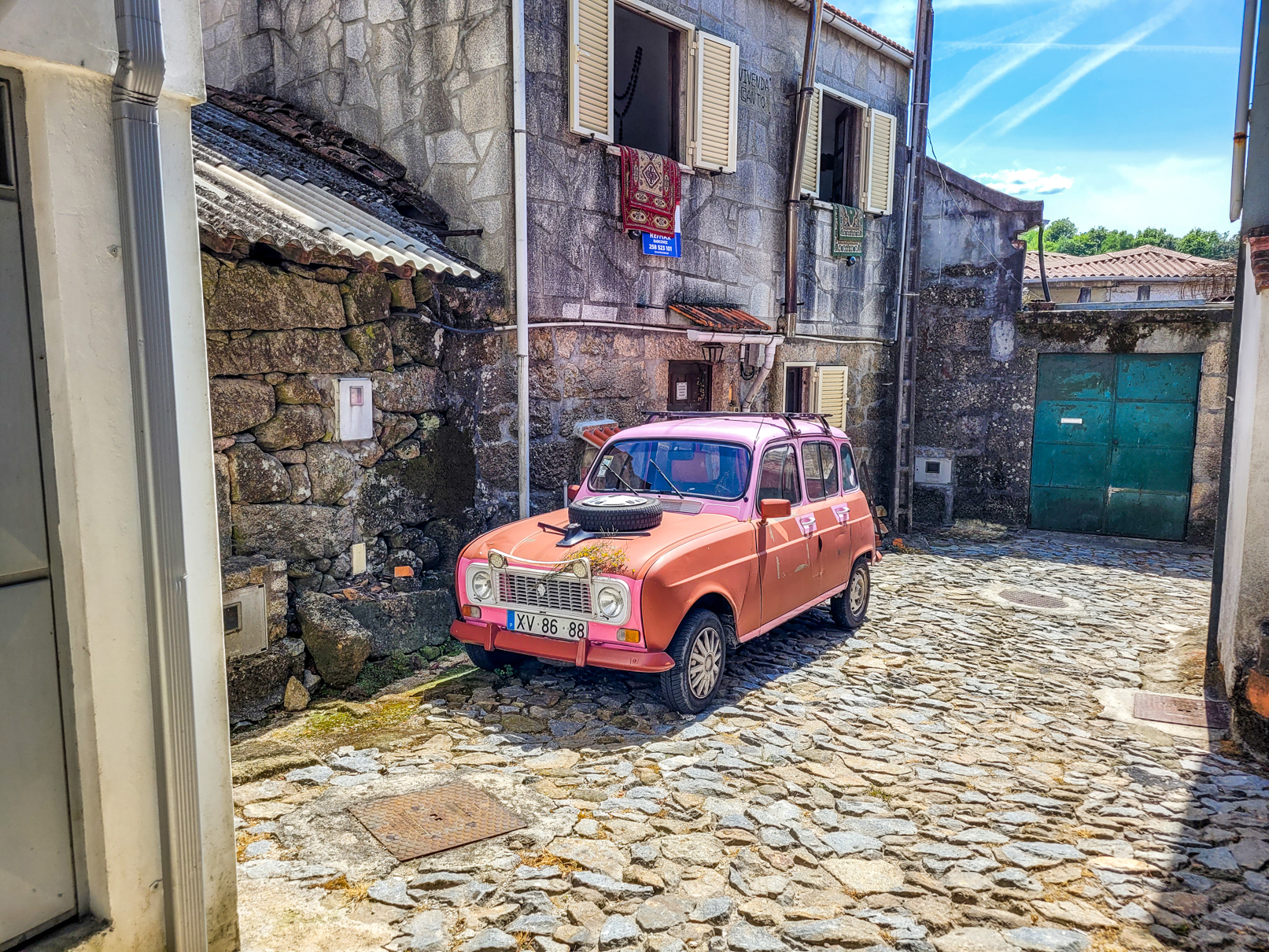Centro da aldeia de Lindoso