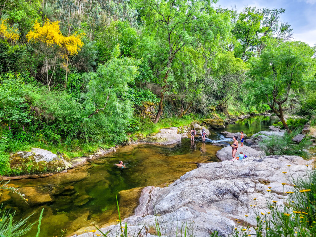Lagoa do Chão de Além