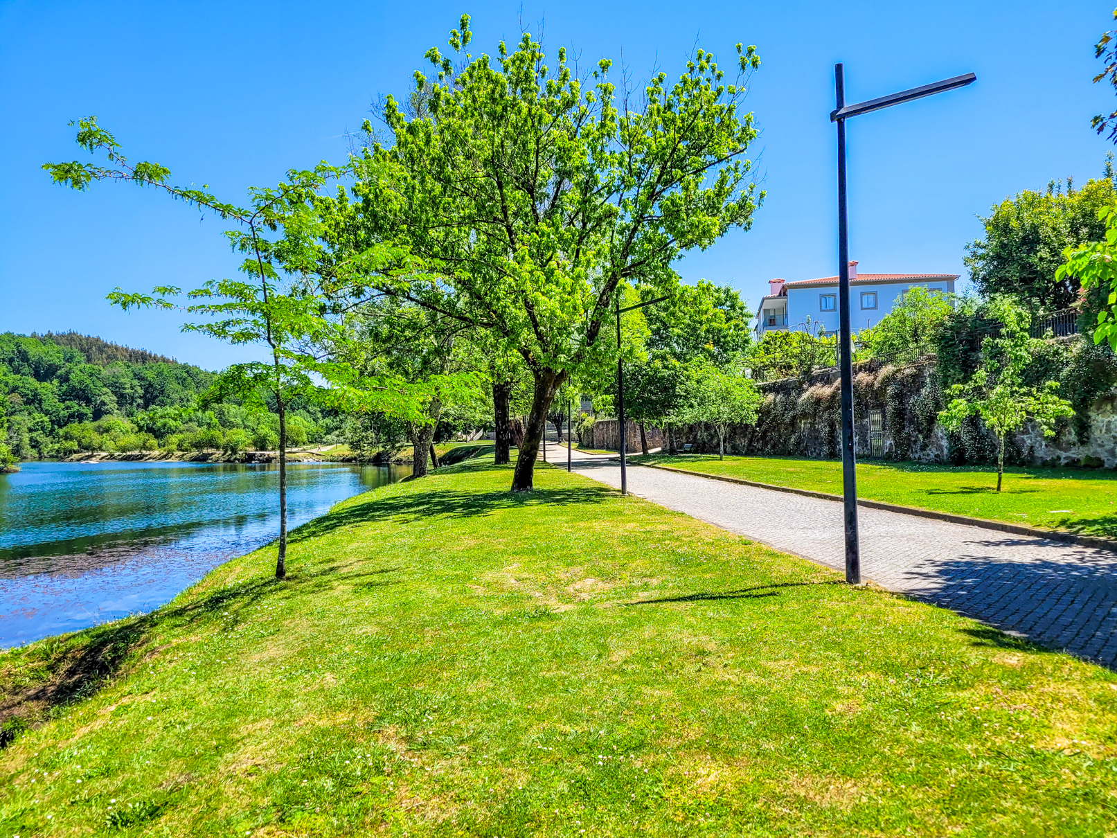 Zona Ribeirinha de Ponte da Barca