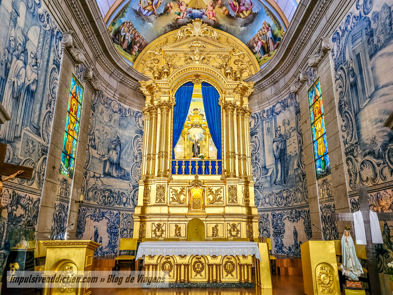 Interior do Santuário de São Bento da Porta Aberta