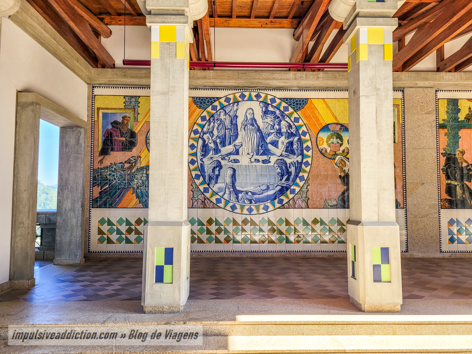 Azulejos com a Vida de São Bento