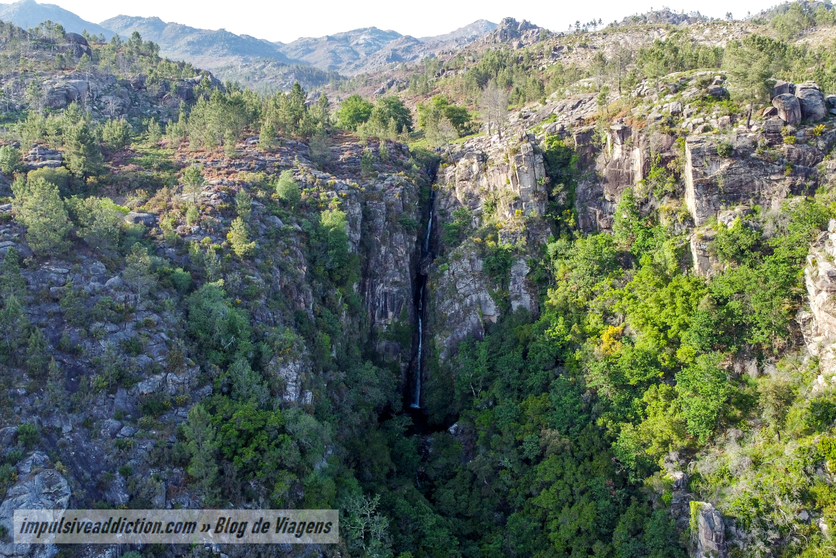 Cascata de Pincães