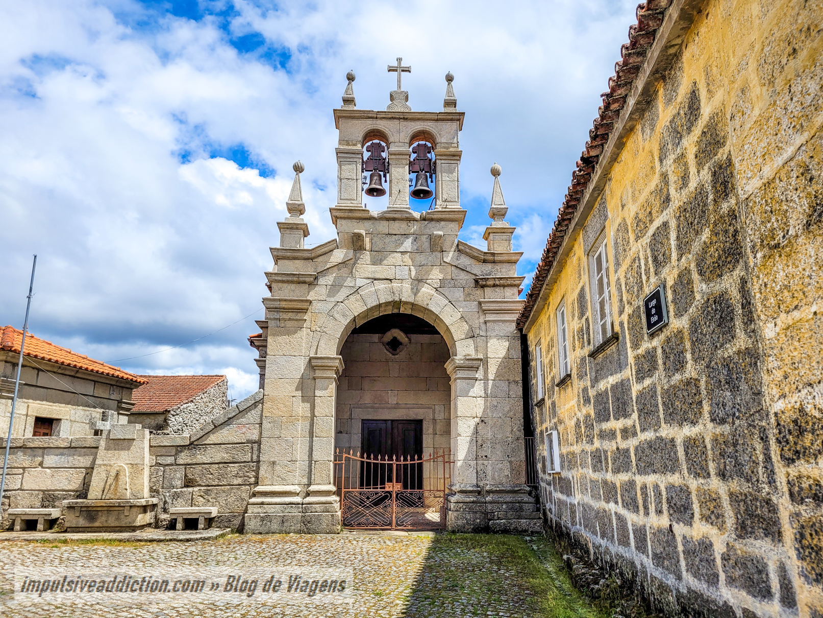 Aldeia de Cervos ao visitar Montalegre