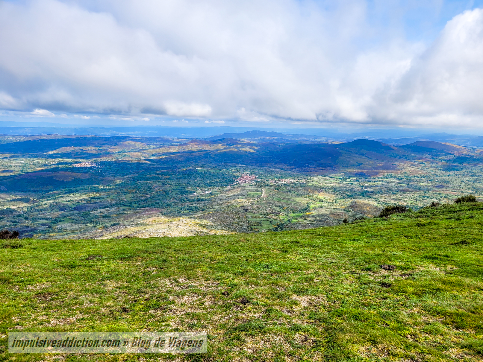 Miradouro do Topo da Serra do Larouco