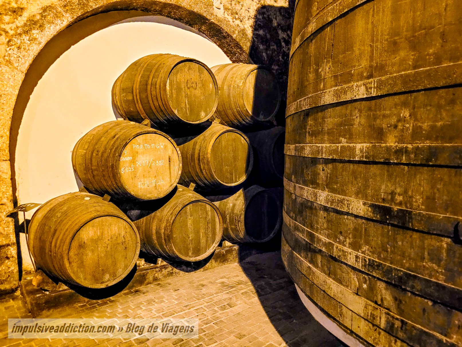 Visita às Caves de Vinho do Porto Ferreira