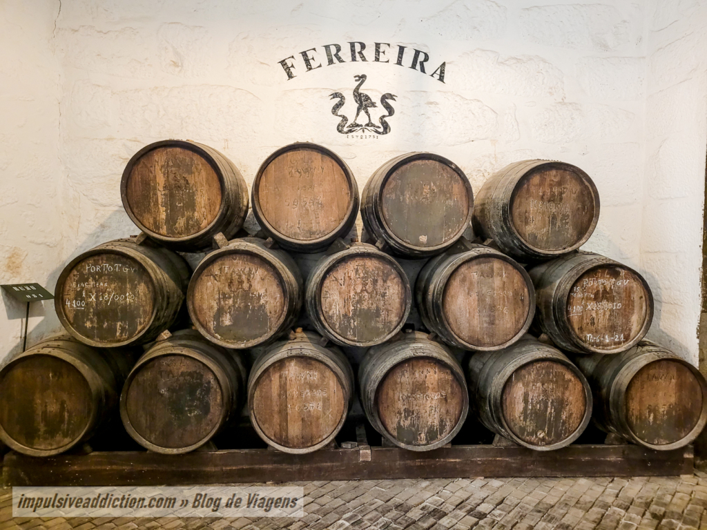 Visita às Caves de Vinho do Porto Ferreira